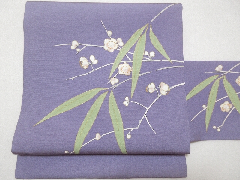 ドークブア□塩瀬九寸名古屋帯 金彩駒刺繍 梅に笹 紅掛花色