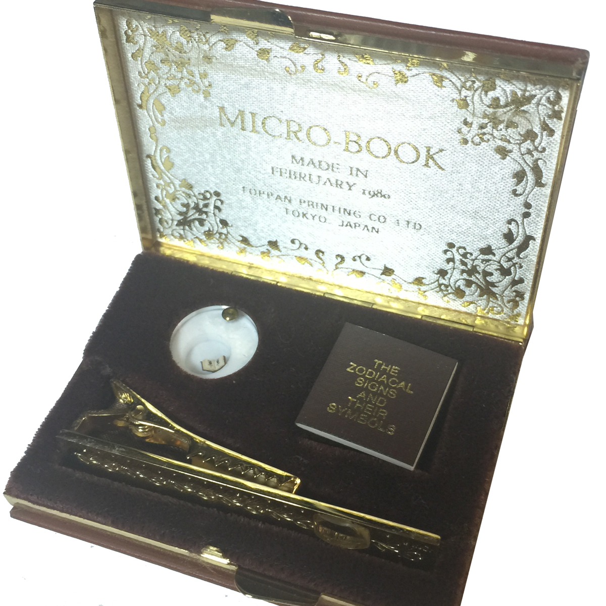 凸版印刷 2mm×2mmの本 豆本 マイクロブック トッパン 星占い - 2mm×