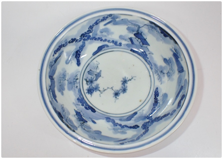 得価，お得 江戸中期 藍柿右衛門草花図中鉢 直径：14.3cm C443 60サイズ(染付)｜売買されたオークション情報、yahooの商品情報をアーカイブ公開 - オークファン 伊万里、有田