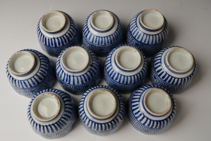 【遅日亭】古伊万里 染付 微塵唐草紋 小蕎麦猪口 10客 無傷 幕末期 m3452j_3