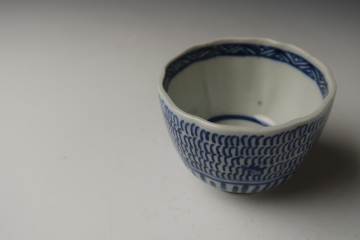 【遅日亭】古伊万里 染付 微塵唐草紋 小蕎麦猪口 10客 無傷 幕末期 m3452j_5