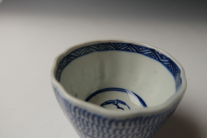 【遅日亭】古伊万里 染付 微塵唐草紋 小蕎麦猪口 10客 無傷 幕末期 m3452j_7