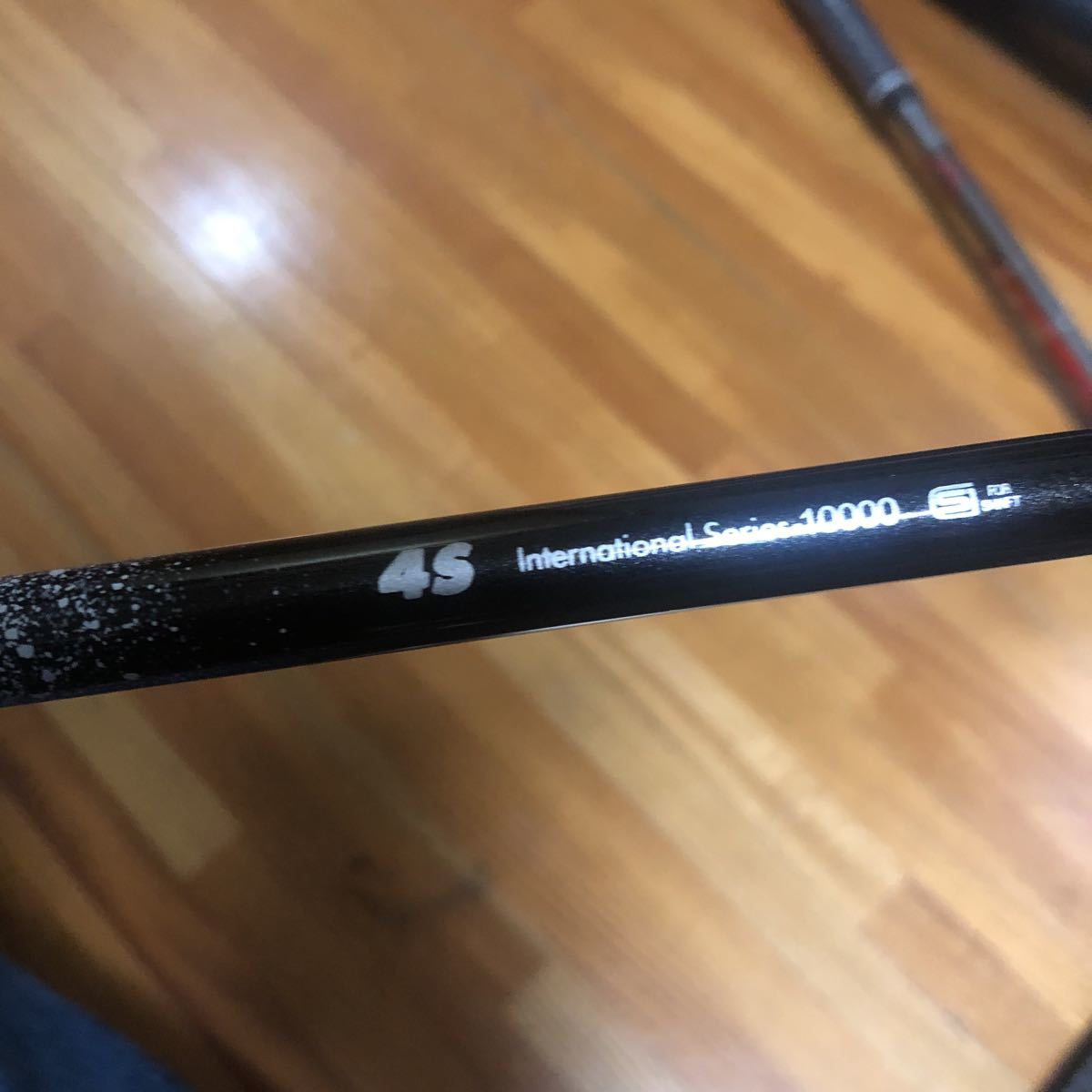 1円スタート　売切　ジ・アッタス 4S テーラーメイドスリーブ付シャフト_2