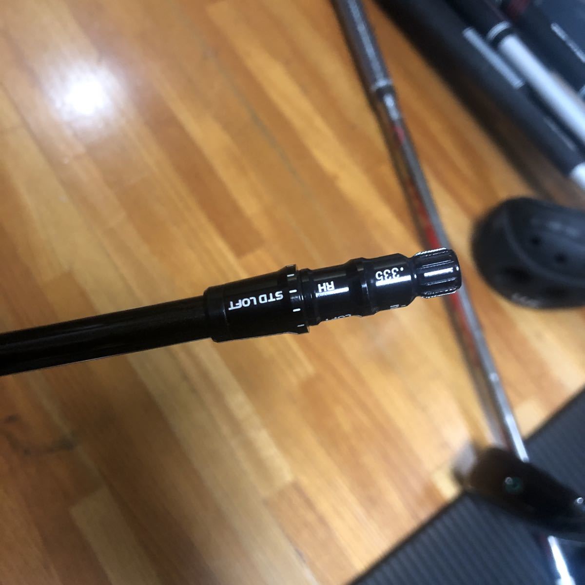 1円スタート　売切　ジ・アッタス 4S テーラーメイドスリーブ付シャフト_3