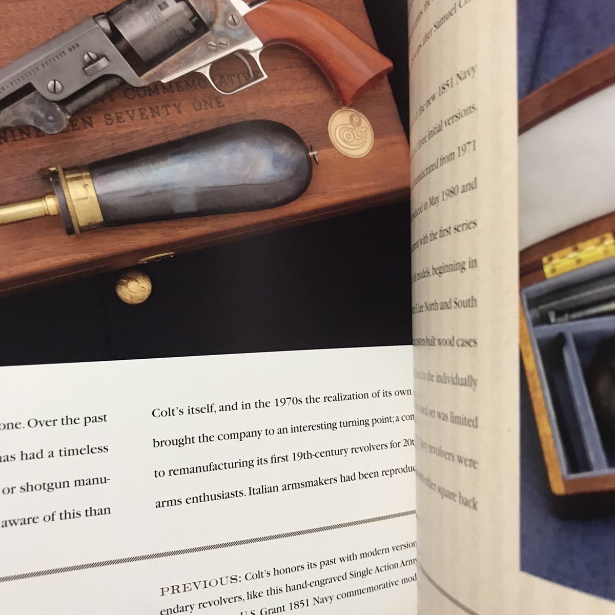 COLT モデルガン コルト Part 0 アメリカの銃の運命を作った\u2015コルト社の歴史とリボルバー一覧を完全 同梱取置歓迎古洋書「COLT 175 YEARS」コルト銃鉄砲武器兵器ピストルピースメーカーシングルアクションアーミーガバメント