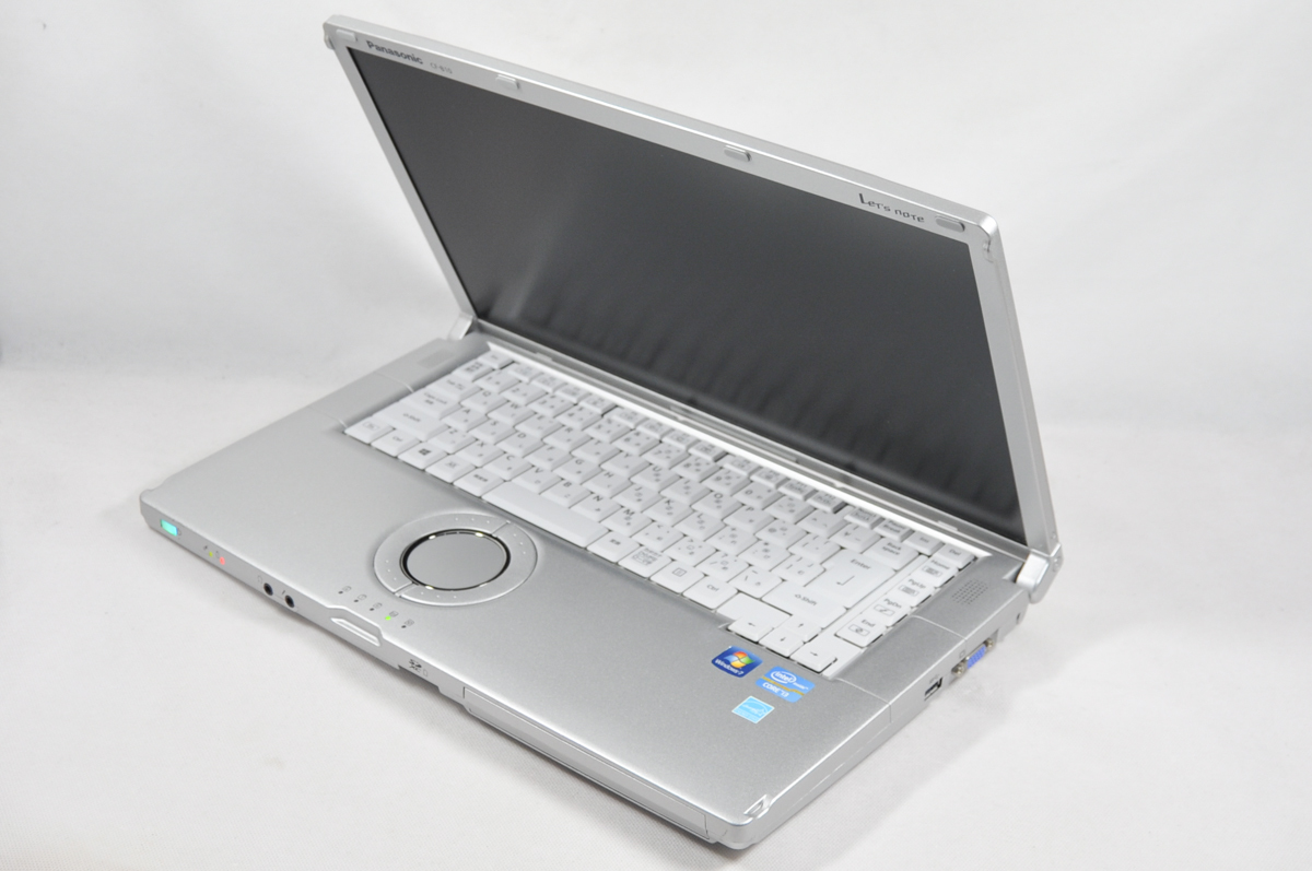 旬新作続々入荷 極美品 15.6インチ大画面 軽量 win10 office2016 即