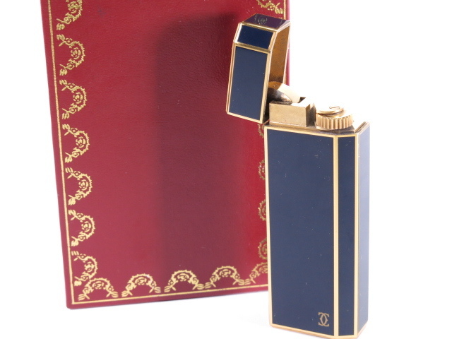  １円 CARTIER カルティエ ガスライター フリント式 スクエア ラッカー 漆 ネイビー&times;ゴールド タバコ 喫煙具 メンズ 箱 1913713(カルティエ)｜売買されたオークション情報、yahooの商品情報を カルティエ