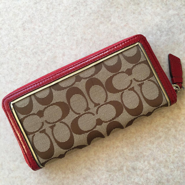 コーチ coach 長財布 中古品 かわいい 品質よし レディース おしゃれ 便利 小物