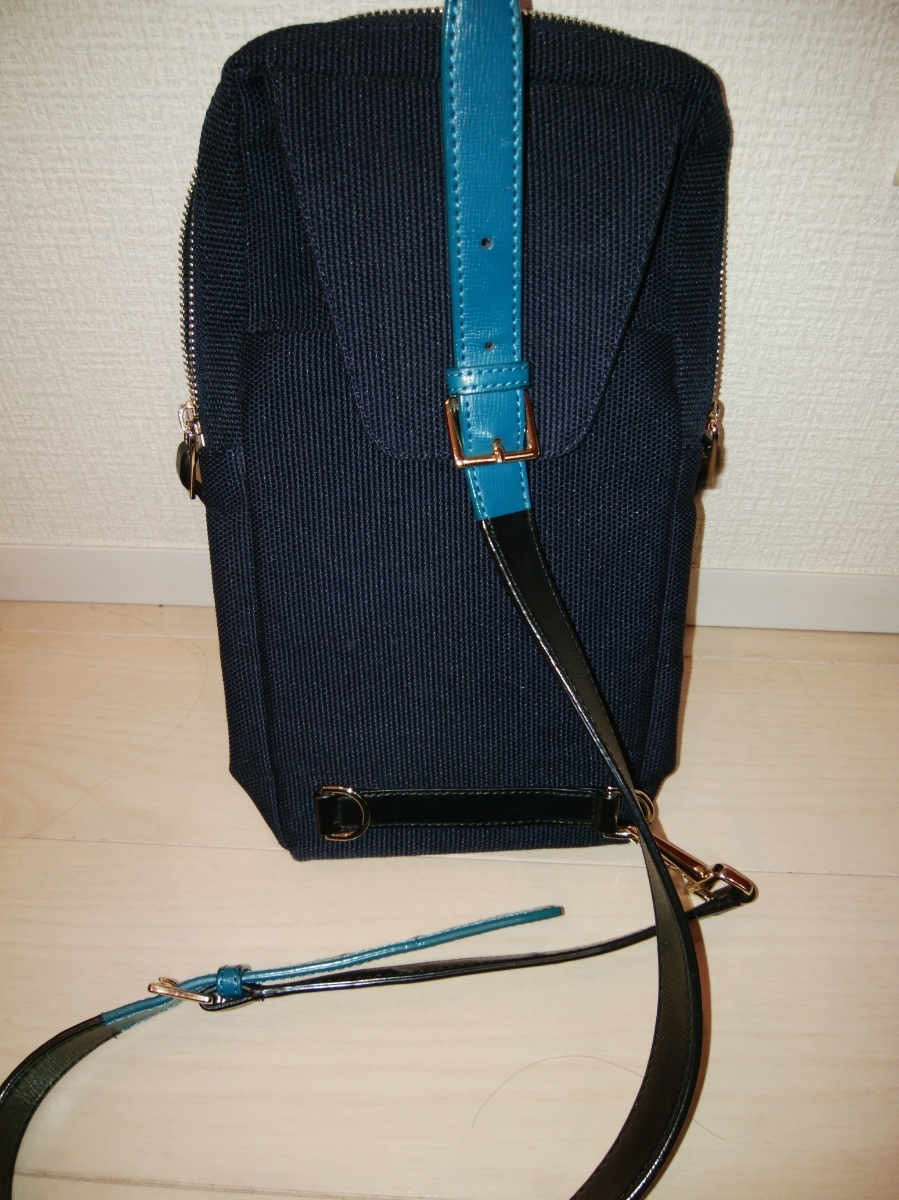 【お値下げ相談】超美品 Paul Smith ボディバッグ ネイビー Paul Smith ポールスミス 中古 ボディバッグ ネイビー 【公式通販】