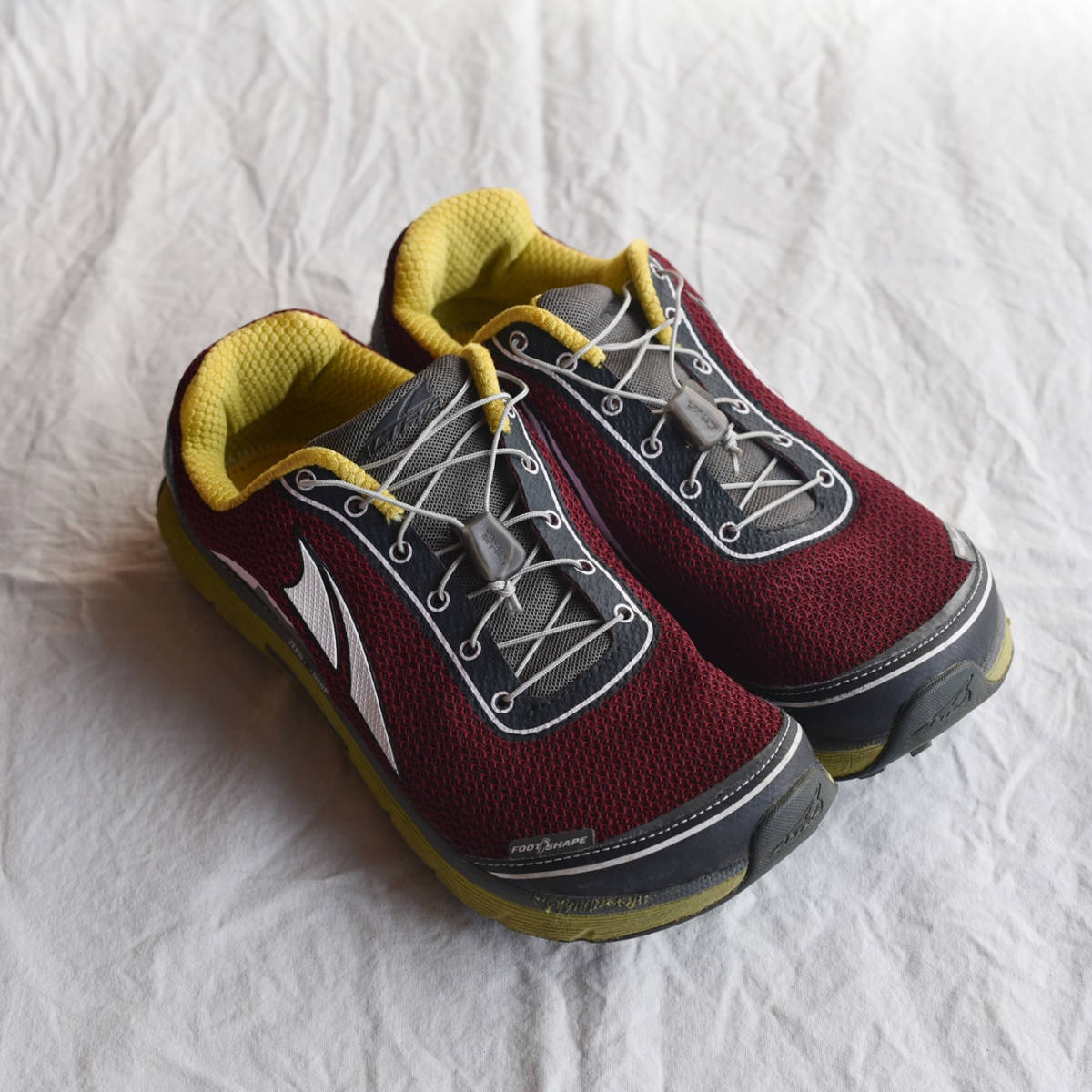 【全国無料，豊富な】 アルトラ ローンピーク 2.5 altra lone peak(26.5cm)｜売買されたオークション情報、yahooの商品情報をアーカイブ公開 - オークファン 26.5cm