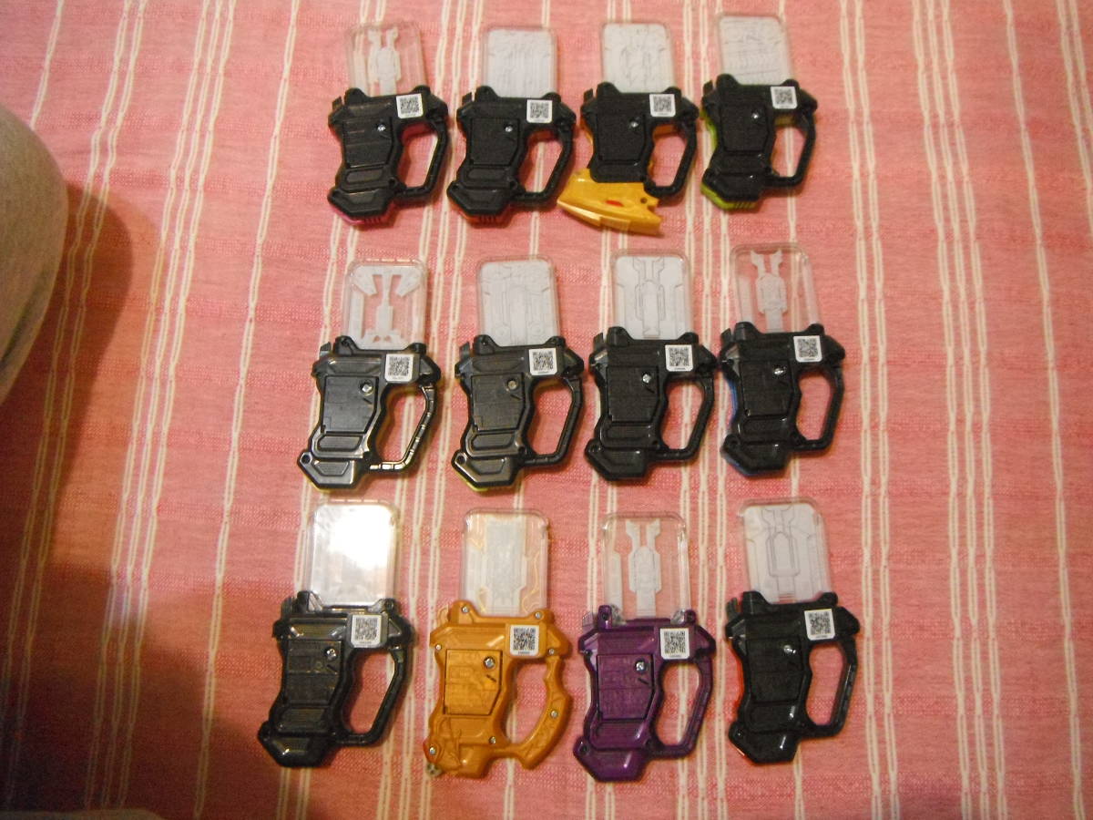 1円〜 バンダイ 仮面ライダーエグゼイド 変身ベルト Ver.20th DXバグル