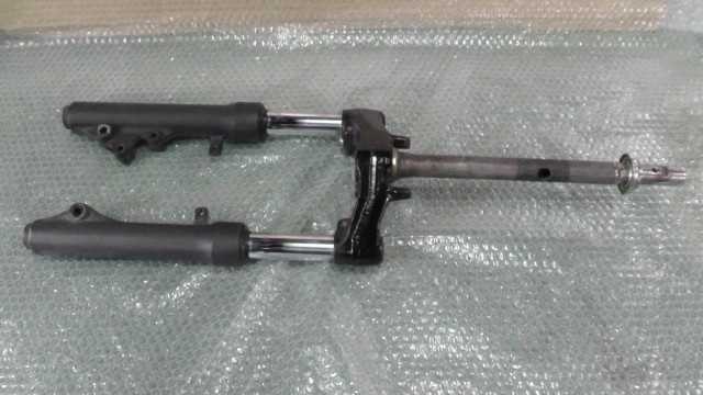 アドレスV125 CF46A-126xxx の フロントフォーク *1566522749 中古