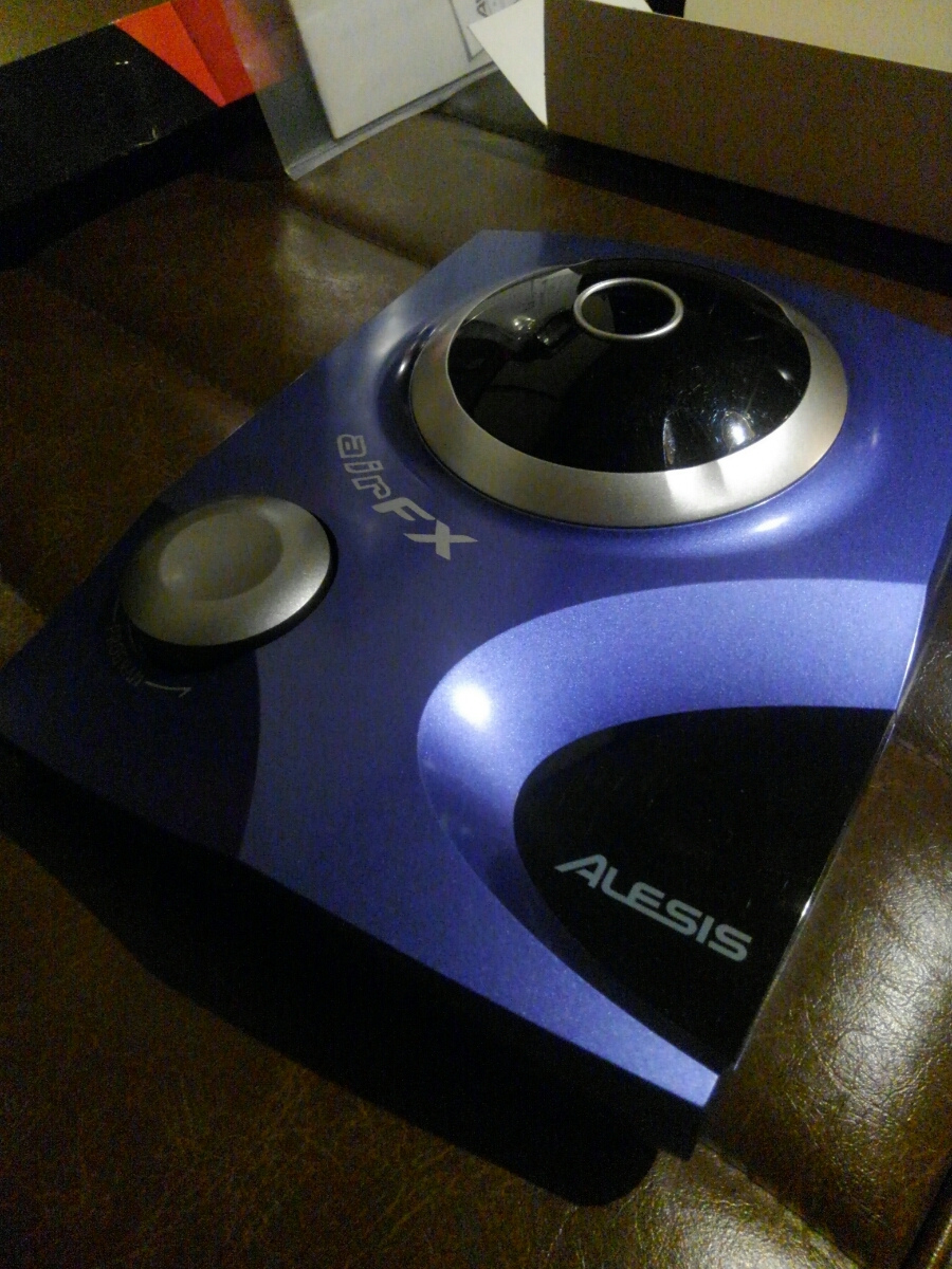 ALESIS airFX テルミン in Something AIRFX alesis air fx レアな