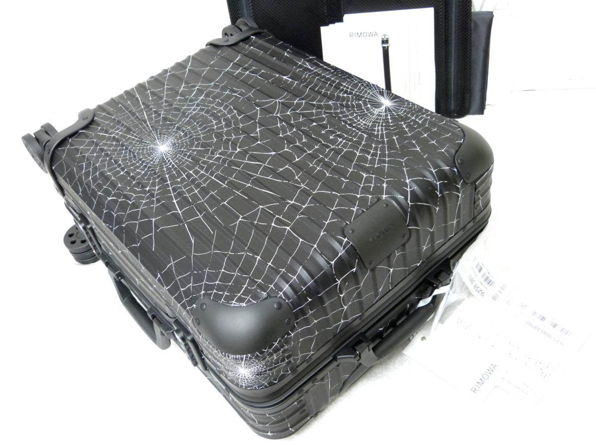7300 リモワ 本物 新品 19年物 9259003890 シュプリーム コラボ 