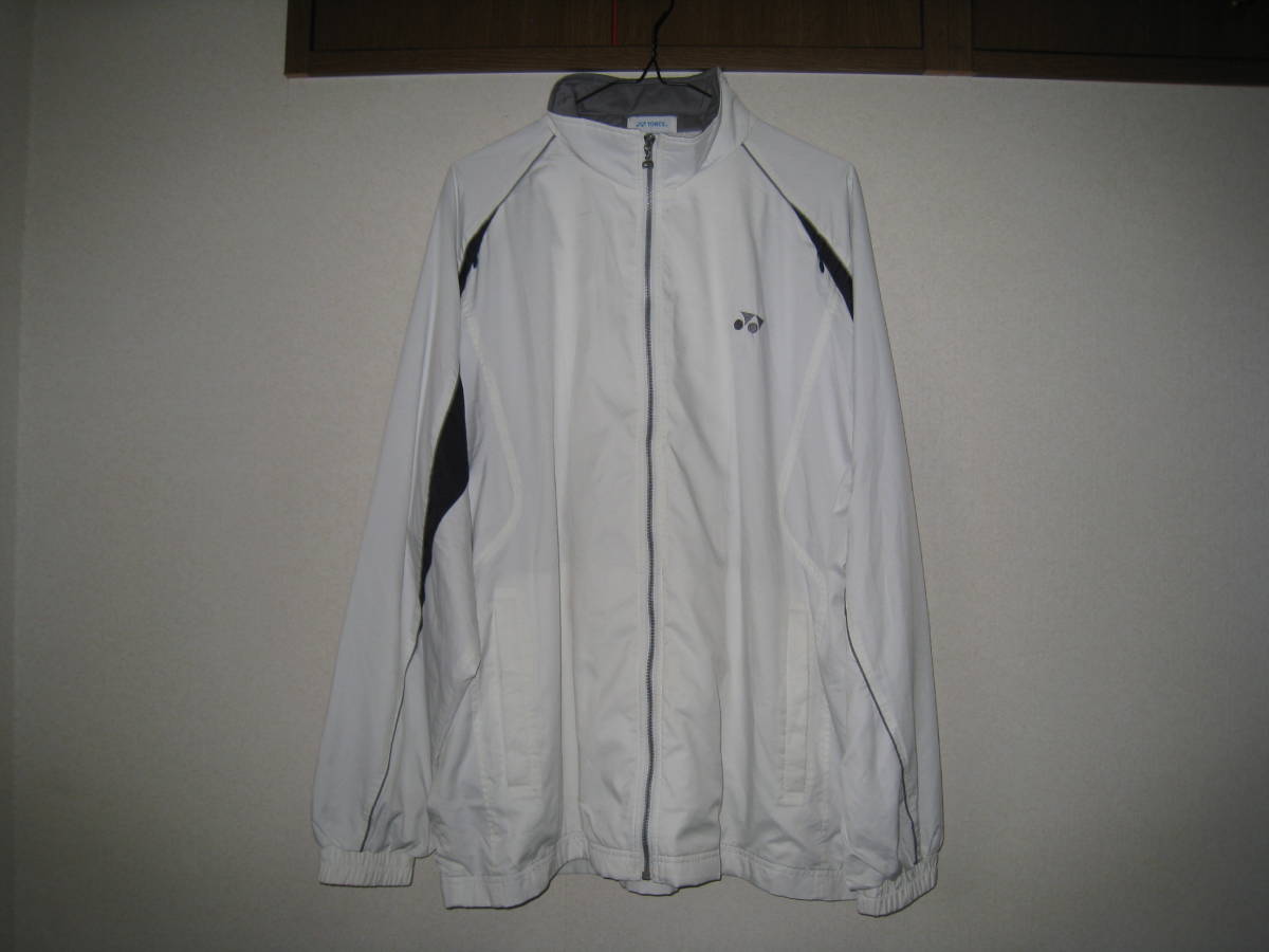 新品，人気 冬用 YONEX ヨネックス ウインドブレーカー ナイロンジャケット ピステ 白ホワイト系 上着(ウォームアップ)｜売買されたオークション情報、yahooの商品情報をアーカイブ公開 - オークファン ウォームアップ