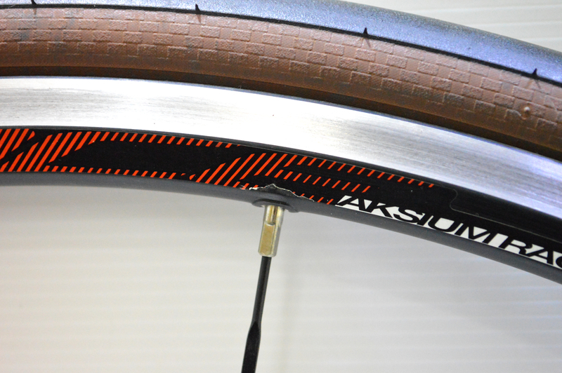 mavic aksium race　マビック　アクシウム　レース　前後 MAVIC アクシウム レース 前後ホイール 700C クリンチャー 中古品