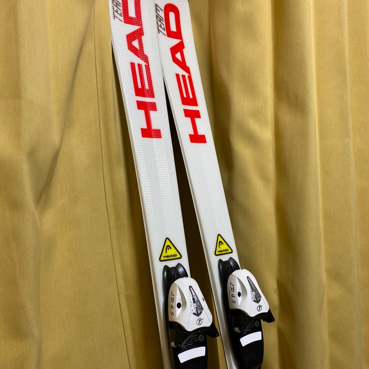 | 安い商品を通販サイトから探す スキー板 スキーバンド スキーホルダー ストック HEAD スキー板　ストック　ケース　147cm 送料1400円