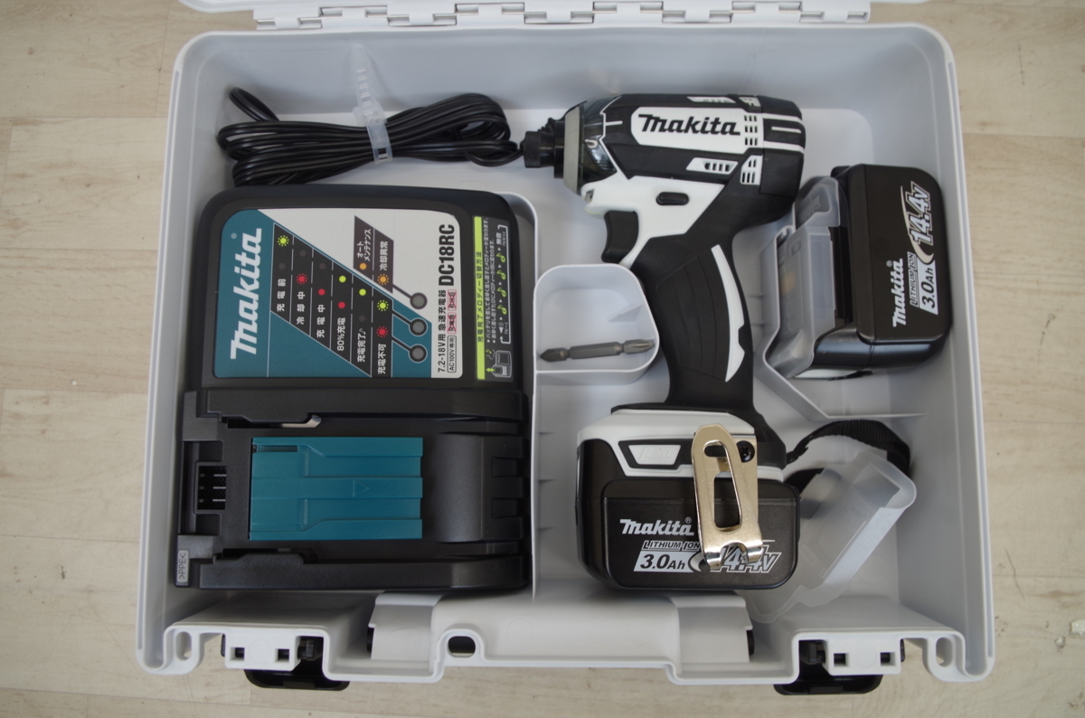 工具】未使用品 makita マキタ 充電式インパクトドライバ 14.4V 3.0Ah 