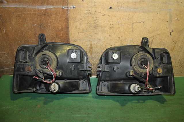 エブリィ DA62V ヘッドライト左右 取付OK コイト 100-32624 DA62W