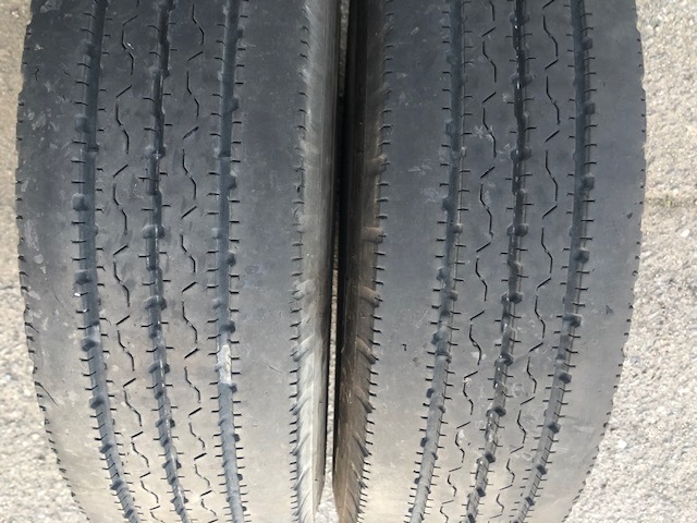 バリ山縦溝ラジアル 205/75R16 LT 113/111L BRIDGESTONE DURAVIS R205