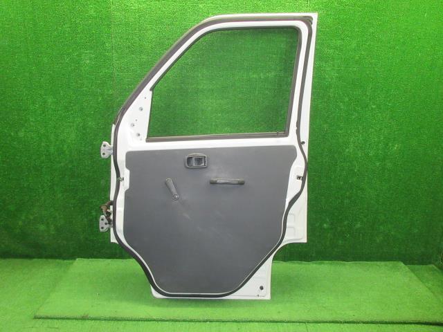 ハイゼットカーゴ S331V 右フロントドア W19 白　S3231V　手巻き　67001-B5022 H27/11