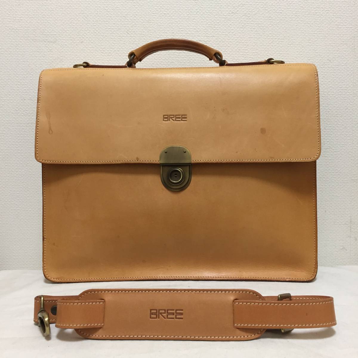 【新品未使用】　BREEブリー ベージュ　ヌメ革　ケース BREE ブリー / ヌメ革 ブリーフケース USED 【公式通販】