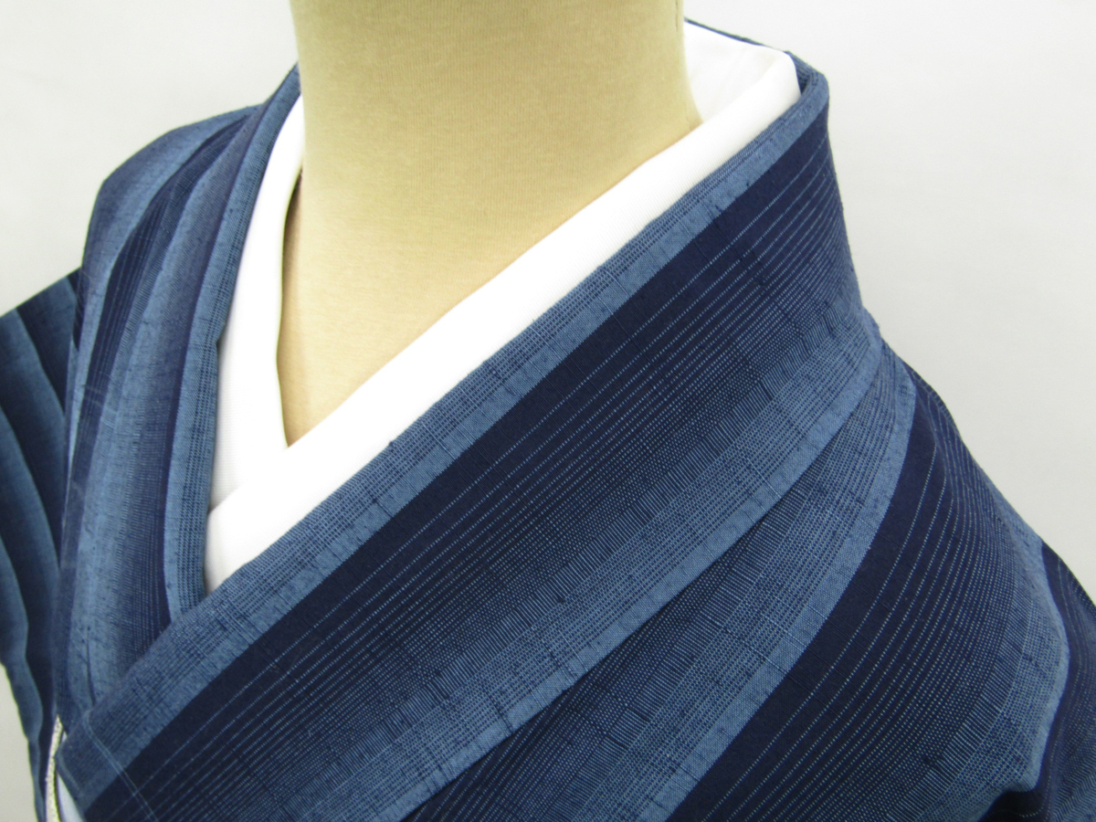 小紋 正絹 「縞に ≪御仕立て上がり・単衣仕立て・中古品≫ 経緯絣