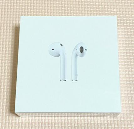 新品、未使用品、未開封 ☆ AirPods エアーポッズ 第2世代 with