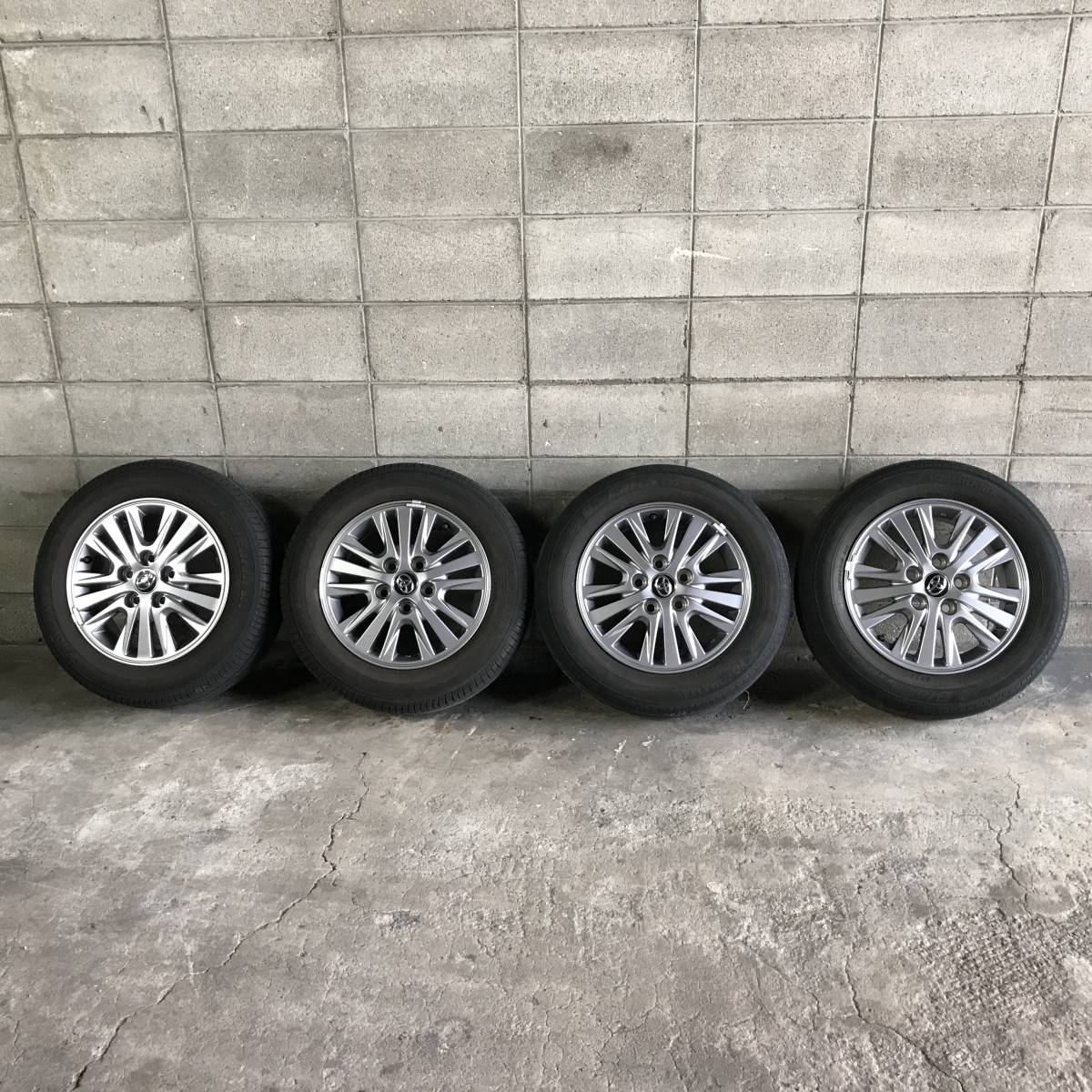 195/65R15 ノア VOXY エスクァイア 純正ホイール 1円～ 良品 ノア