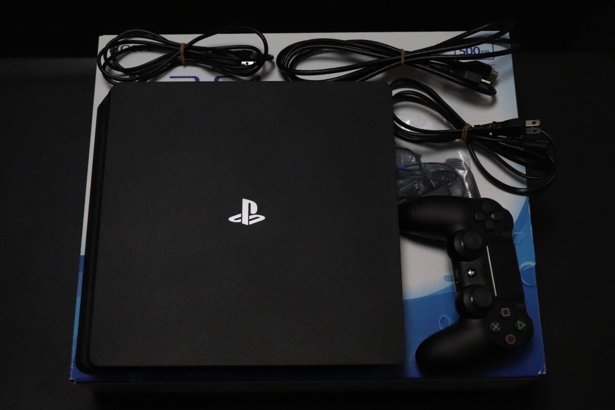 送料無料】PlayStation4 (PS4) ブラック 500GB CUH-2000A B01 本体 箱