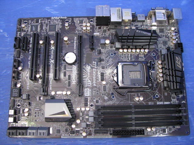 M19489/マザーボード/ASRock Z77 Extreme4