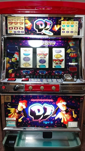 本物保証，SALE 品 3000円スタート 名機 エレクトロコインジャパン DJ ディージェー 4号機 コイン不要機 レア レトロ パチスロ スロット 実機(パチスロ実機)｜売買されたオークション情報、yahooの商品情報を パチスロ実機
