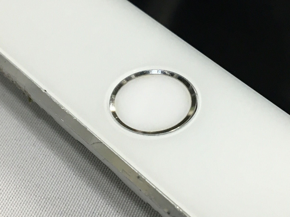 1円スタート！iPad mini 3 Wi-Fi+Cellular MGHW2J/A ジャンク品_5