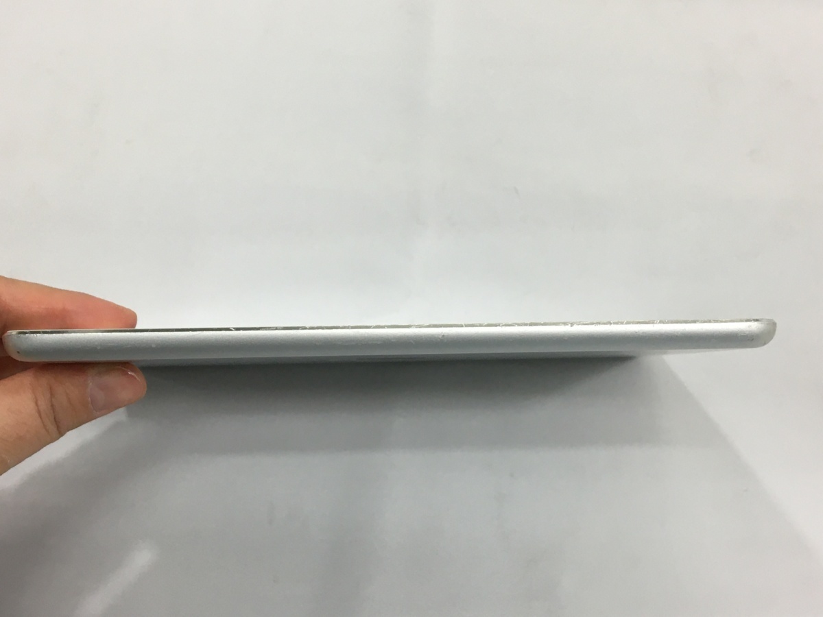 1円スタート！iPad mini 3 Wi-Fi+Cellular MGHW2J/A ジャンク品_9