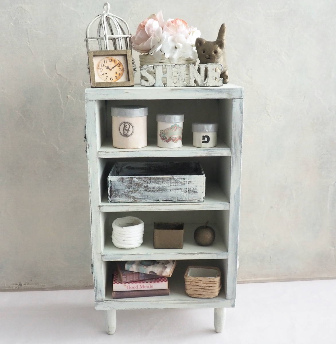 ドールハウス 1 6 家具 小物 類 棚 飾り 花 植物 雑貨 カゴ 籠 鳥カゴ 鳥籠 時計 本 ダミー 箱 猫 リンゴ ローズ 薔薇 訳あり ドールハウス 売買されたオークション情報 Yahooの商品情報をアーカイブ公開 オークファン Aucfan Com