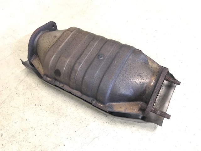 LA600S タント ターボ 触媒 KFVET