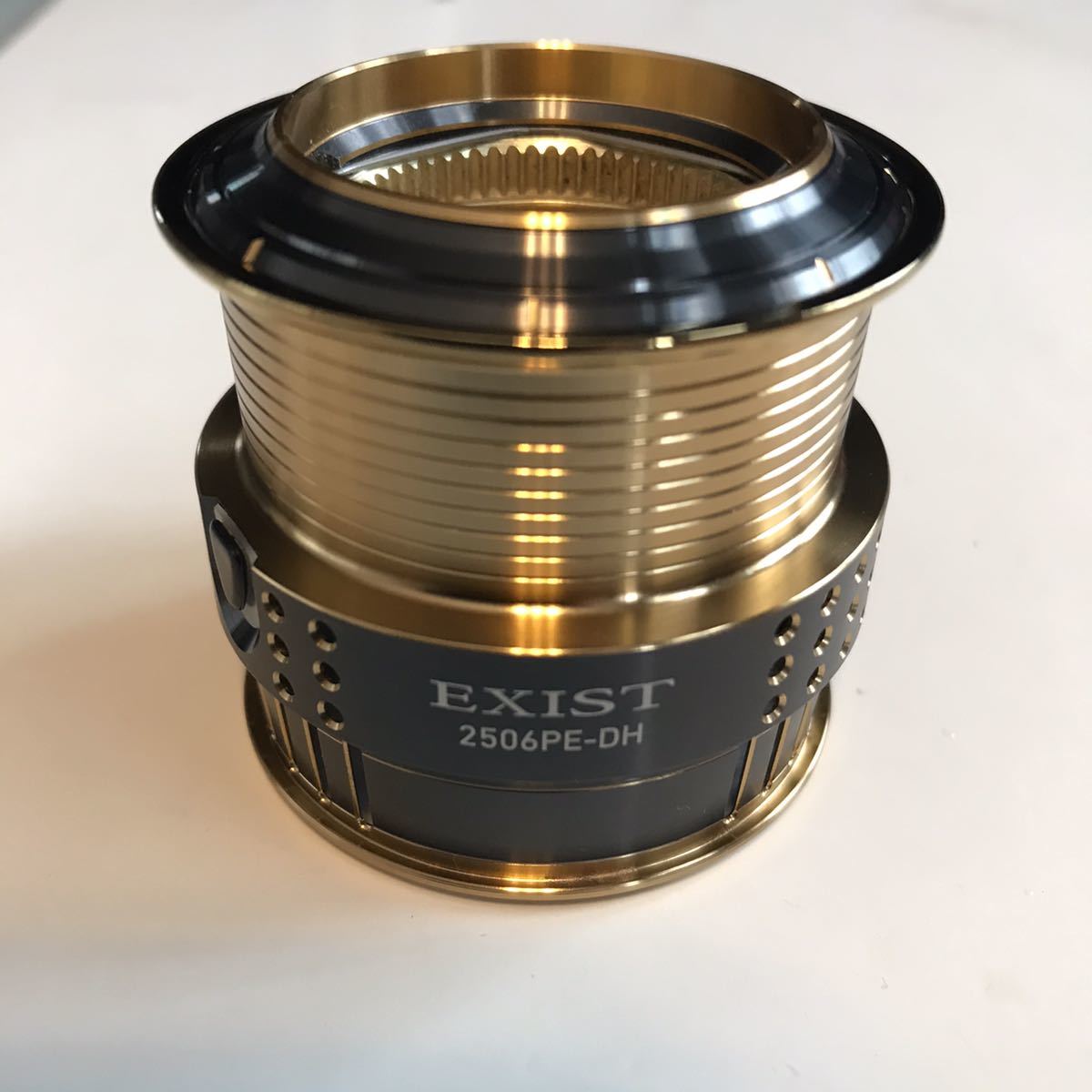 得価，HOT 15 イグジスト 2506PE-DH スプール ダイワ(ダイワ)｜売買されたオークション情報、yahooの商品情報をアーカイブ公開 - オークファン ダイワ