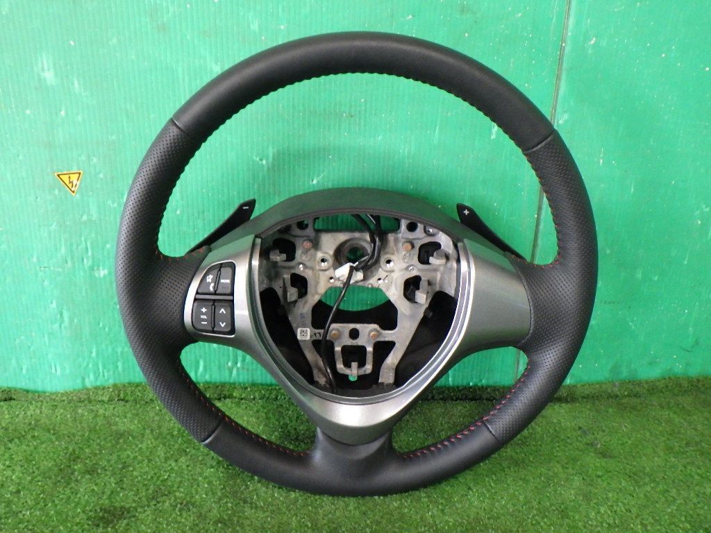 MOMO Super INDY 私的な モモウッドステアリング34.5Φ Momo モモ