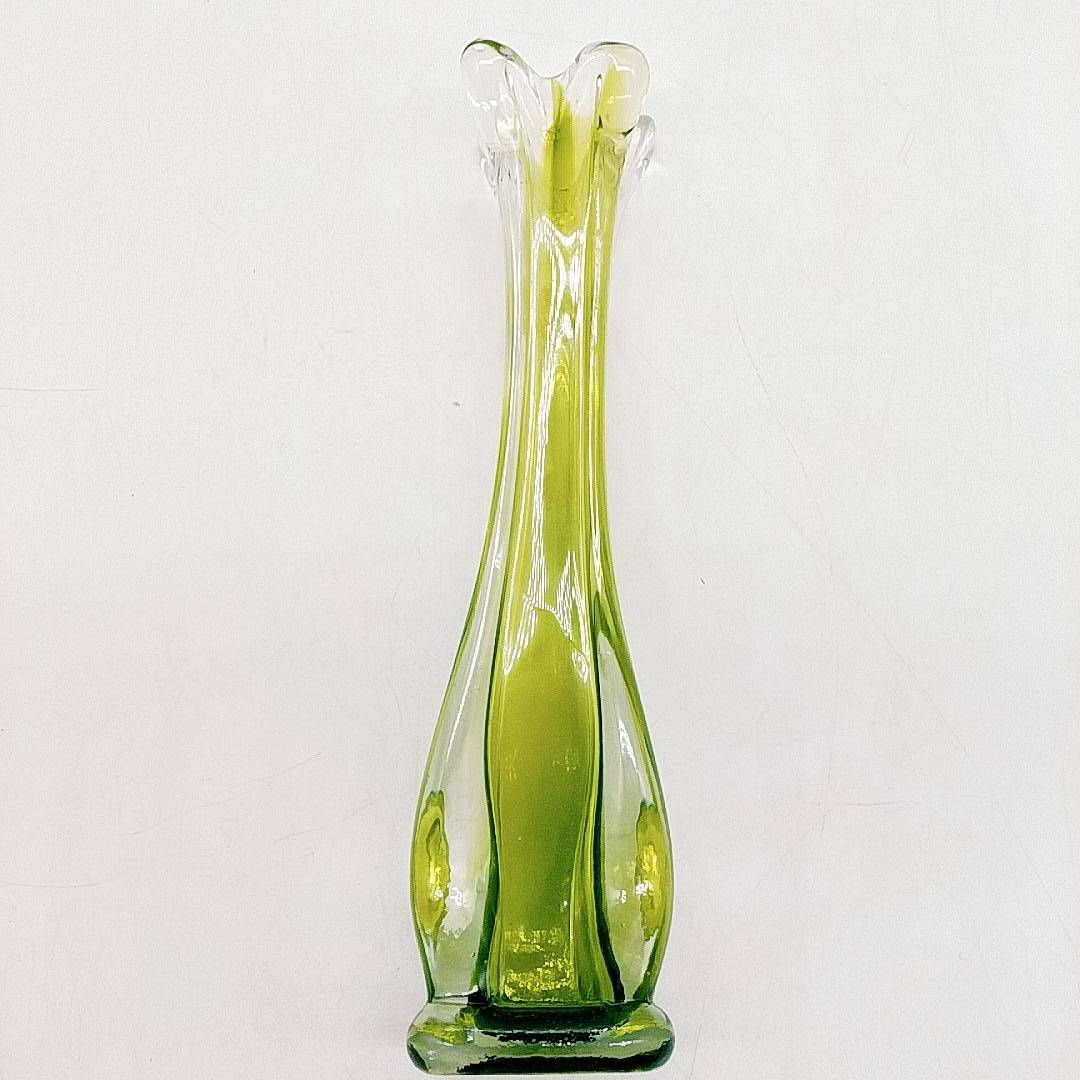 D135　ガラス花瓶　一輪挿し　サイズ(約):23cm　昭和レトロ　色ガラス　※長期保管品_3