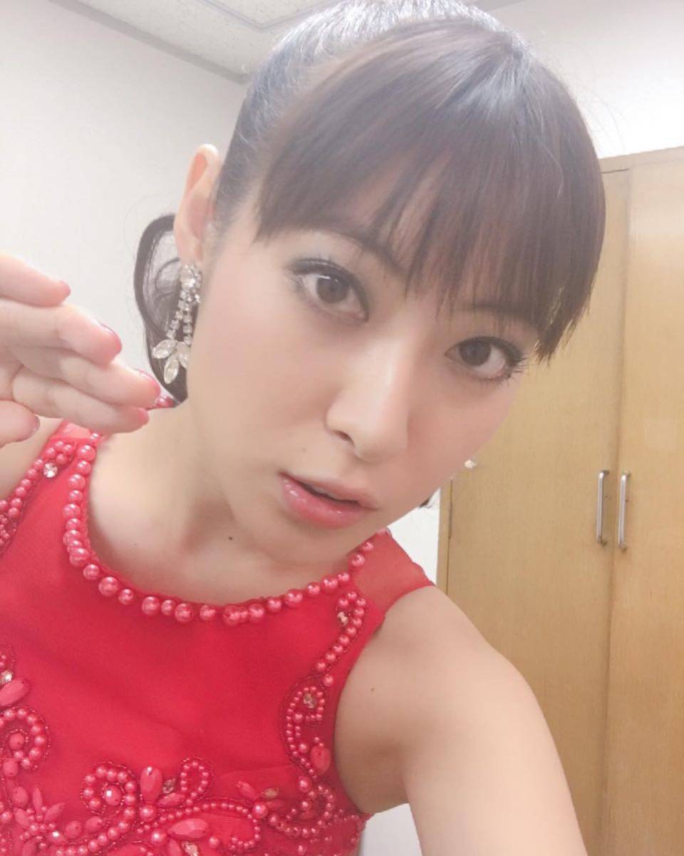 瀧本美織 L判写真30枚セットまとめ売り マル秘お楽しみ写真10枚含む 高画質 水着 グラビア セクシー写真 写真 売買されたオークション情報 Yahooの商品情報をアーカイブ公開 オークファン Aucfan Com