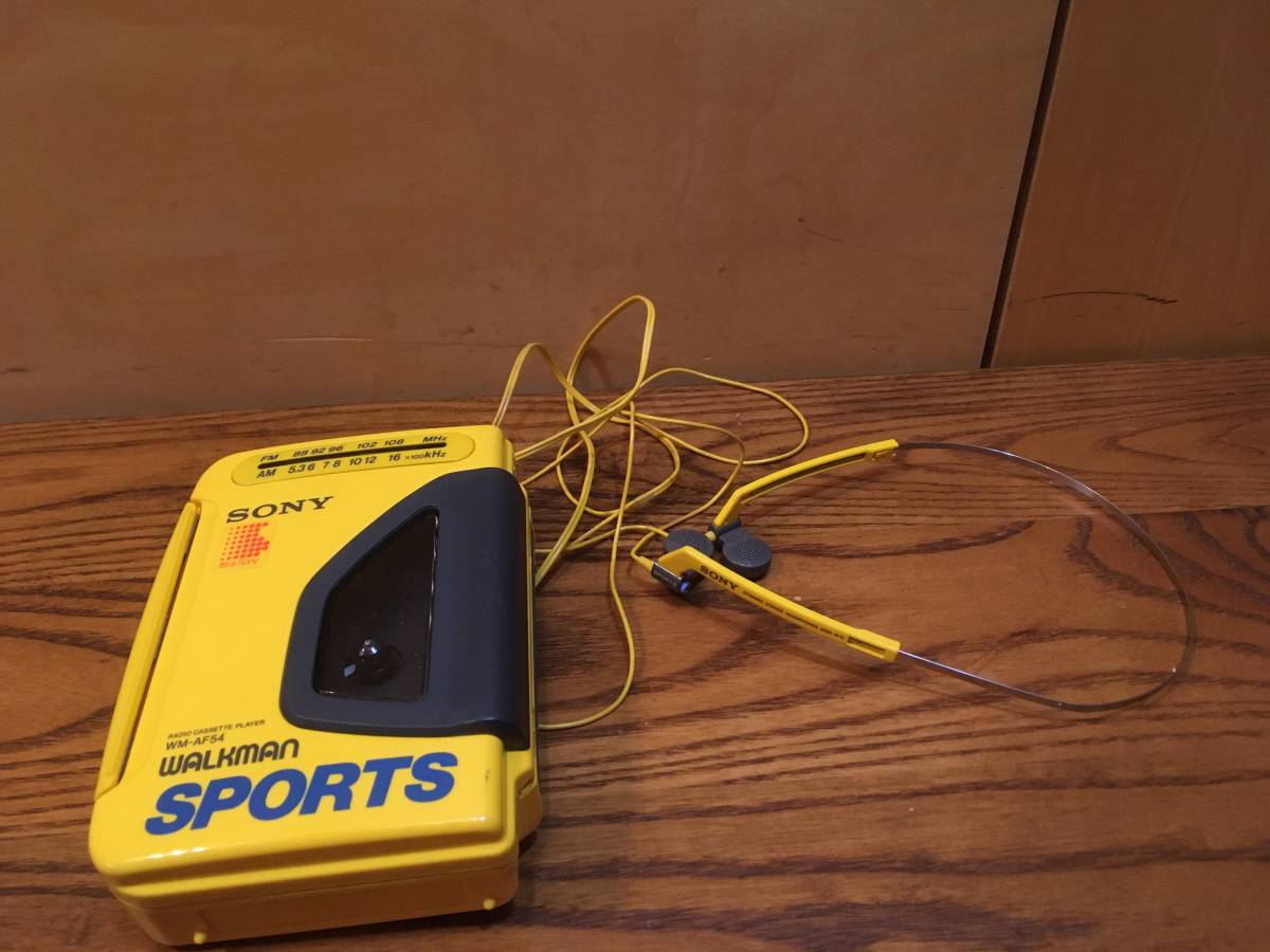 ☆ 一円～【SONY TCS-580 ステレオカセットレコーダー／SONY WALKMAN