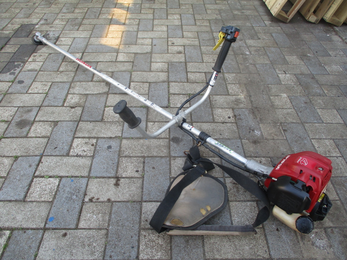 営業所止め】 HONDA エンジン草刈り機 UMK425H 4サイクル (K-42)