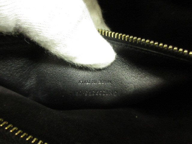 本物 極 SAINT LAURENT PARIS サンローランパリ ベイビーカバス レザーハンドバッグ 21.5万  w4p54g(かばん、バッグ)｜売買されたオークション情報、yahooの商品情報をアーカイブ公開 - オークファン（aucfan.com）