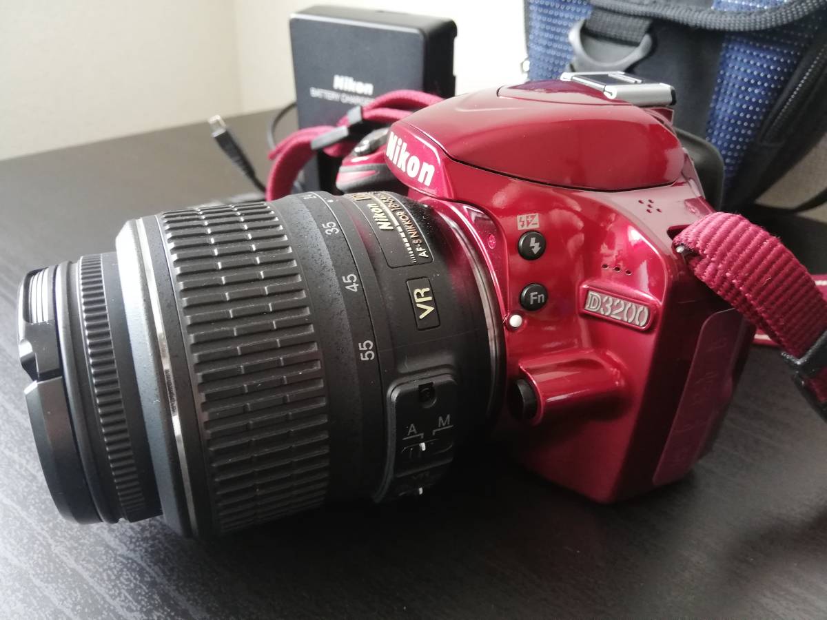 中古】Nikon ニコン デジタル一眼レフカメラ D3200 + AF-S 18-55 