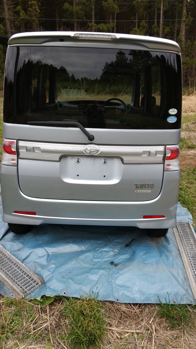 タントカスタム L375S リヤガーニッシュ 程度良し 送料無料 リヤ