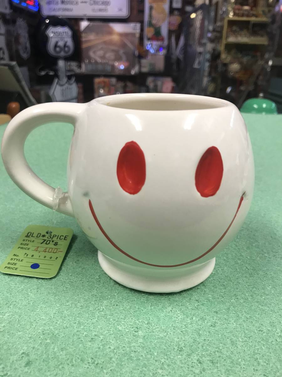 定番 ヴィンテージ 70ｓ マッコイ社 スマイル マグカップ ホワイト レトロ カフェ雑貨(マグカップ)｜売買されたオークション情報、yahooの商品情報をアーカイブ公開 - オークファン マグカップ