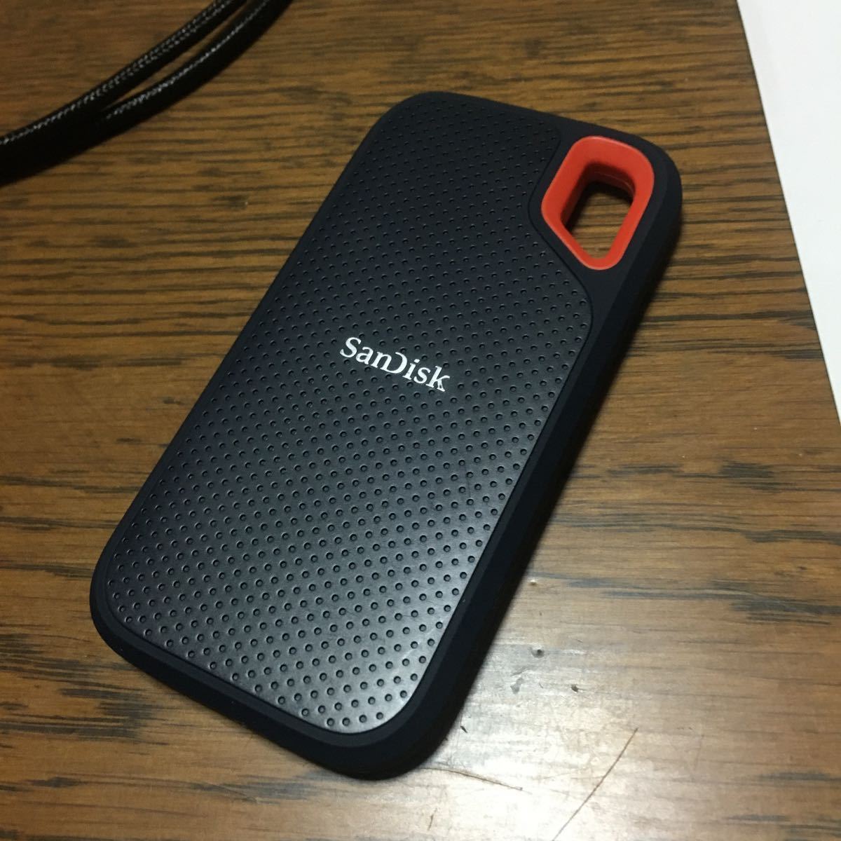 新作入荷，新作 sandisk ssd エクストリーム ポータブル 500GB 使用数回 他ケーブル付き(256GB～)｜売買されたオークション情報、yahooの商品情報をアーカイブ公開 - オークファン 256GB～