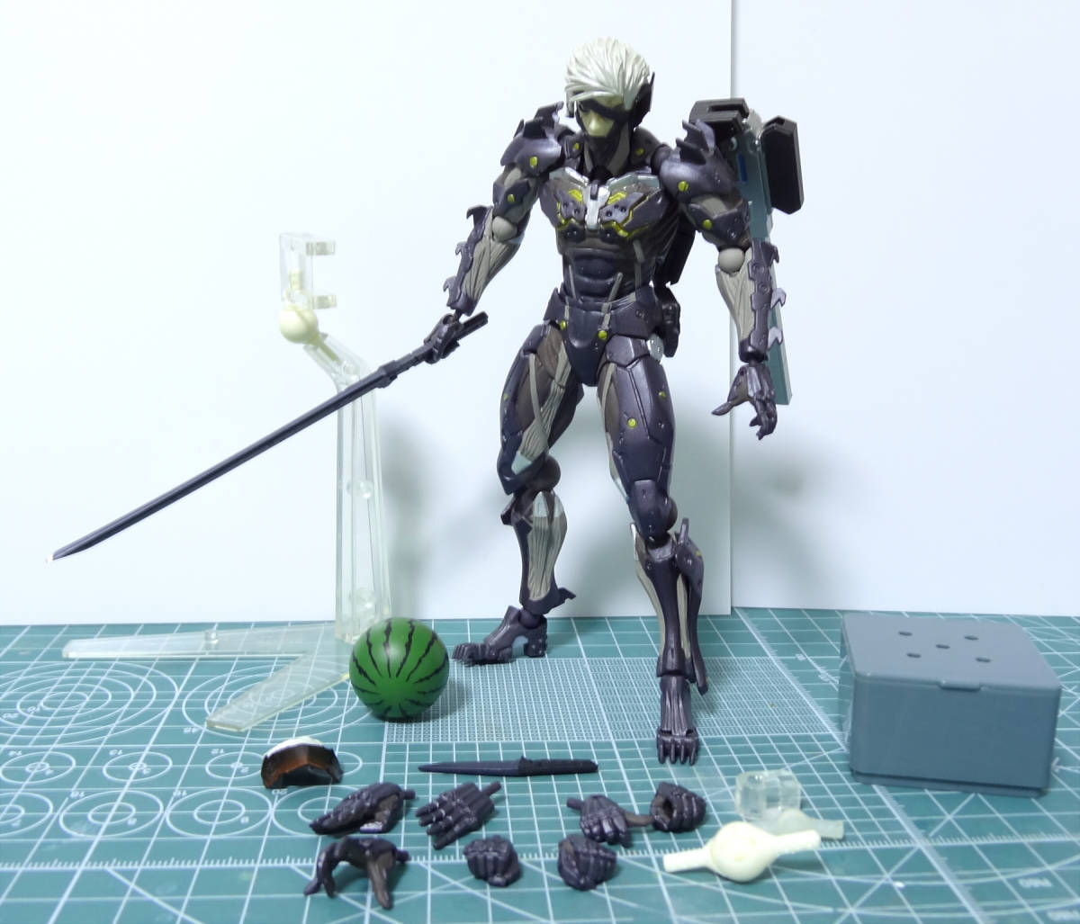 No.140 リボルテックヤマグチ METAL GEAR 雷電 RISING 海洋堂 