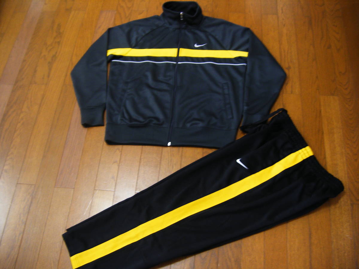 定番 極 ナイキ the athletic dept ジャージ上下 XL グレー&times;黒&times;黄 NIKE(ナイキ)｜売買されたオークション情報、yahooの商品情報をアーカイブ公開 - オークファン ジャージ