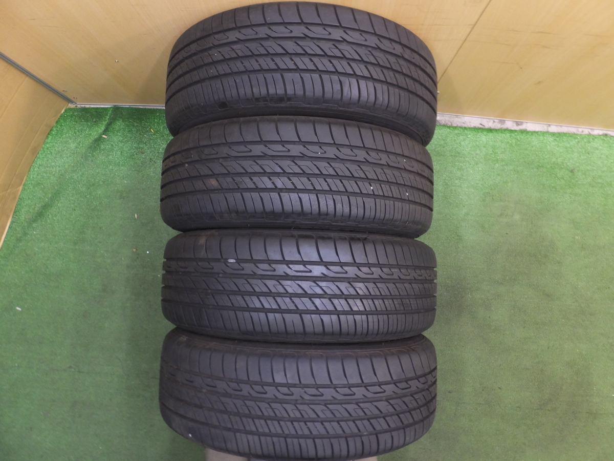 スタッドレス 17インチ バリ溝！21年！キレイ！9.5分235⁄65R18 AGA Yスノー
